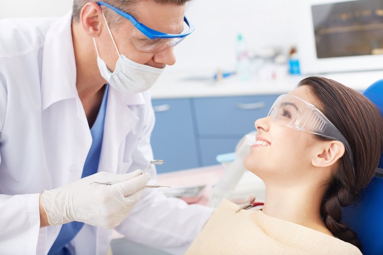 Плюсы регулярных стоматологических осмотров