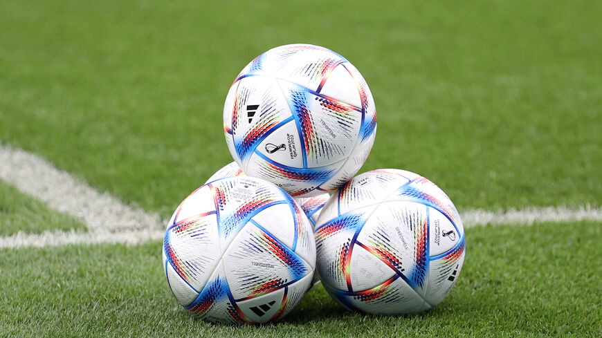 Современные футбольные мячи и их интересные особенности